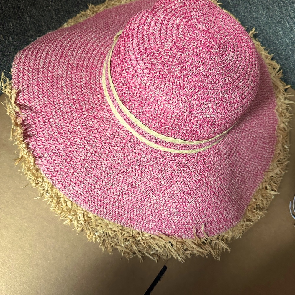 Italian hat new
